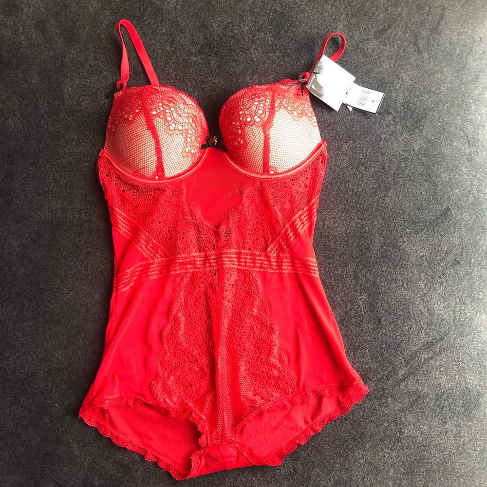 NWT - Daisy Fuentes Lace Teddy - Size M